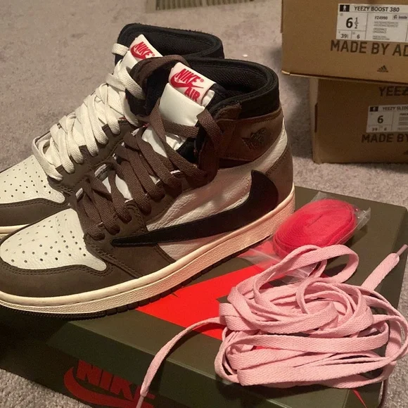 Air Jordan 1 High OG TS SP - Picture 5 of 7